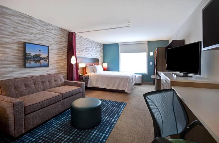 Home2 Suites Wichita Downtown Delano, Ks Bagian luar foto
